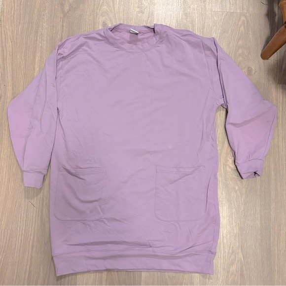 Smash + Tess Sweatshirt - Picture 1 of 4